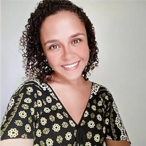  Karolinne Oliveira Coelho 